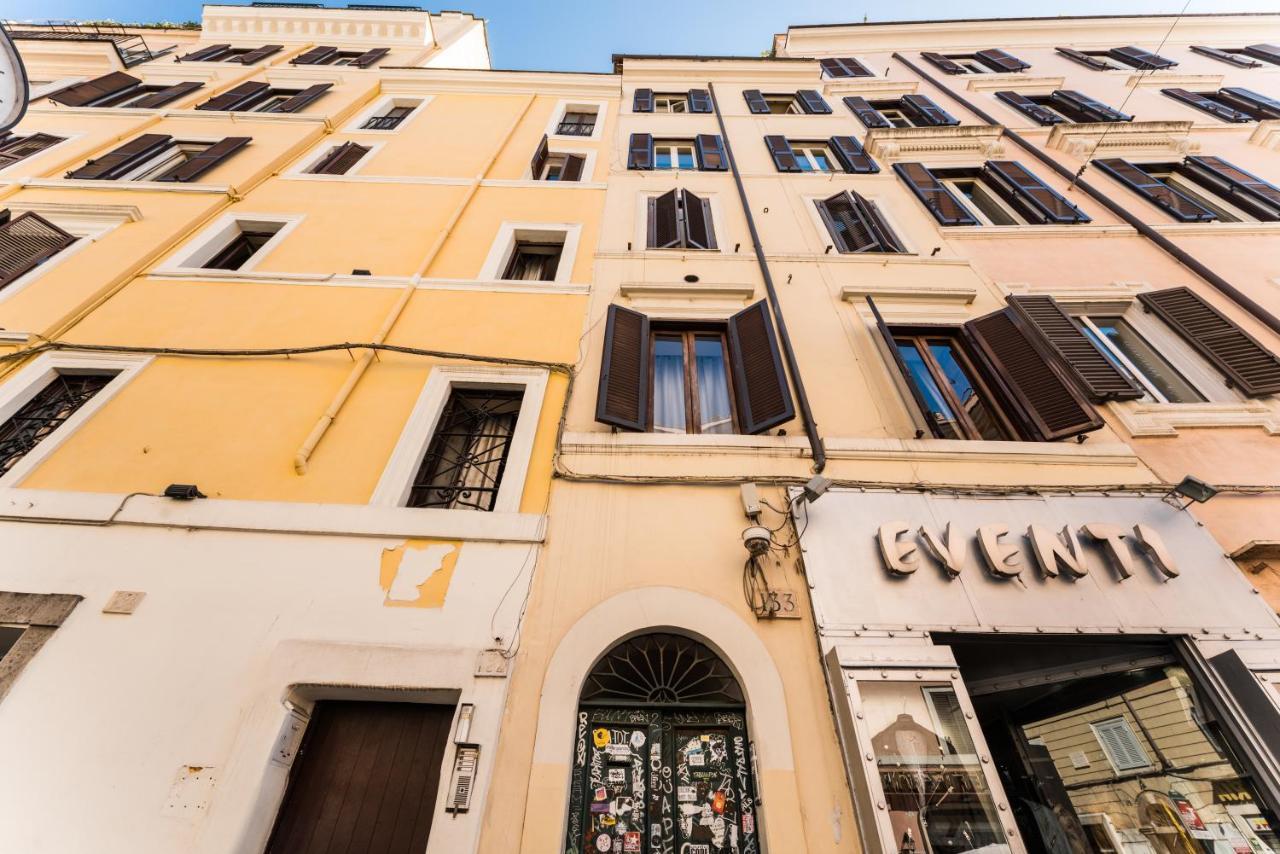 Appartamento Via Dei Serpenti Rome Exterior photo